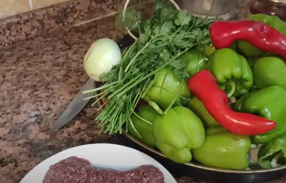 Фото автора. Помоем и приготовим ингредиенты.