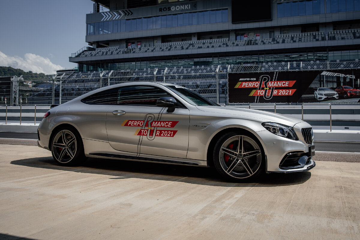 Побывал на AMG Performance Tour 2021 на трассе Формулы 1 | Call me Den |  Дзен