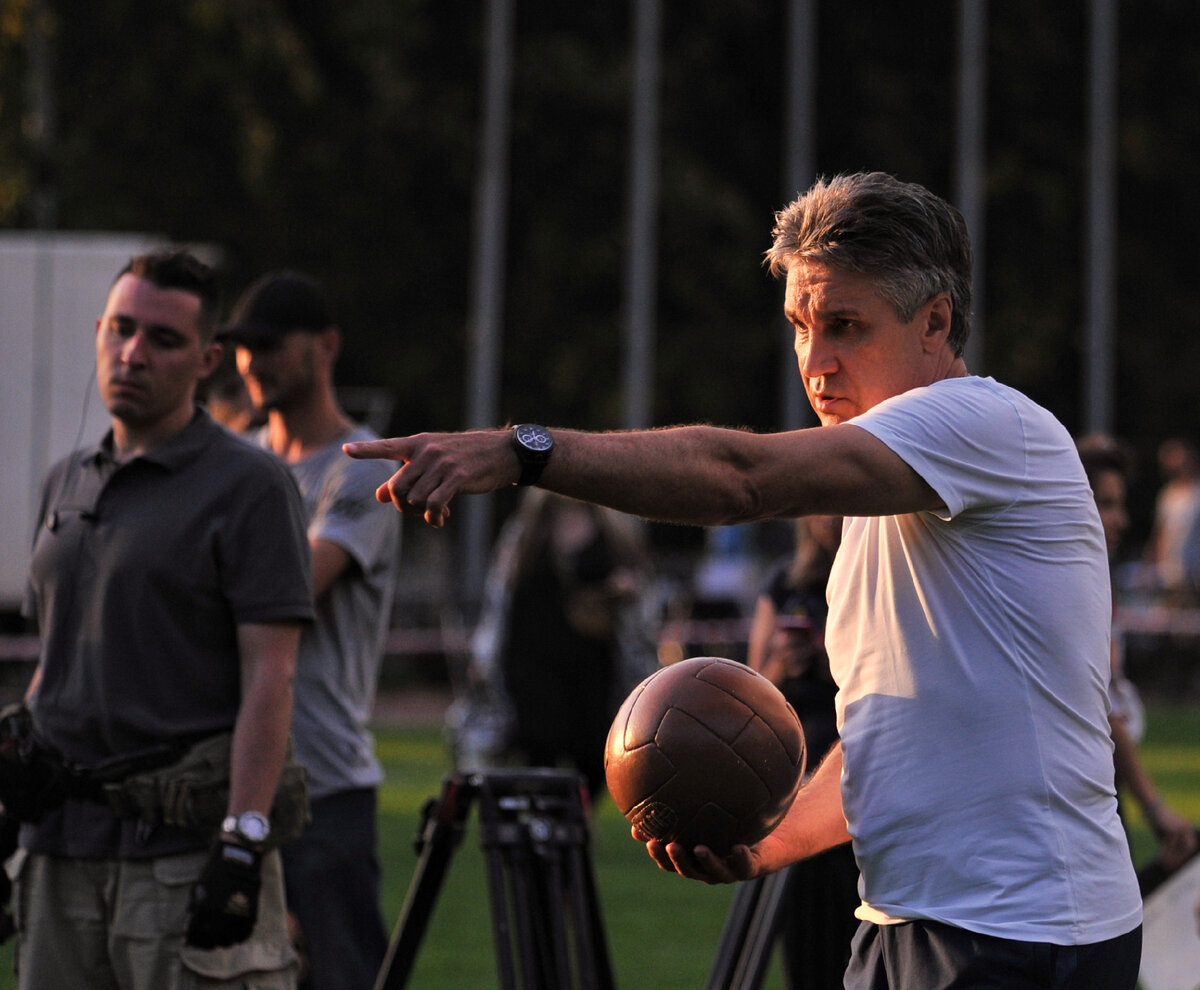 Режиссер и продюсер Алексей Пиманов на съемках фильма