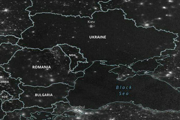 ночные спутниковые снимки, блэкаут (иллюстрация из открытых источников) 