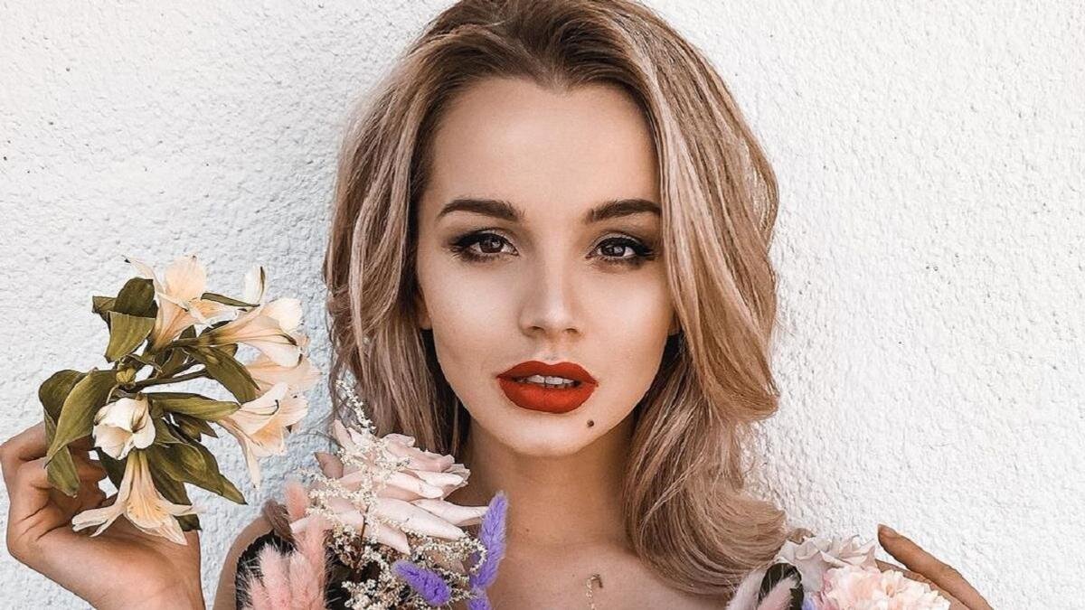    Дарья Александрова:instagram.com/dariya_aleksandrova