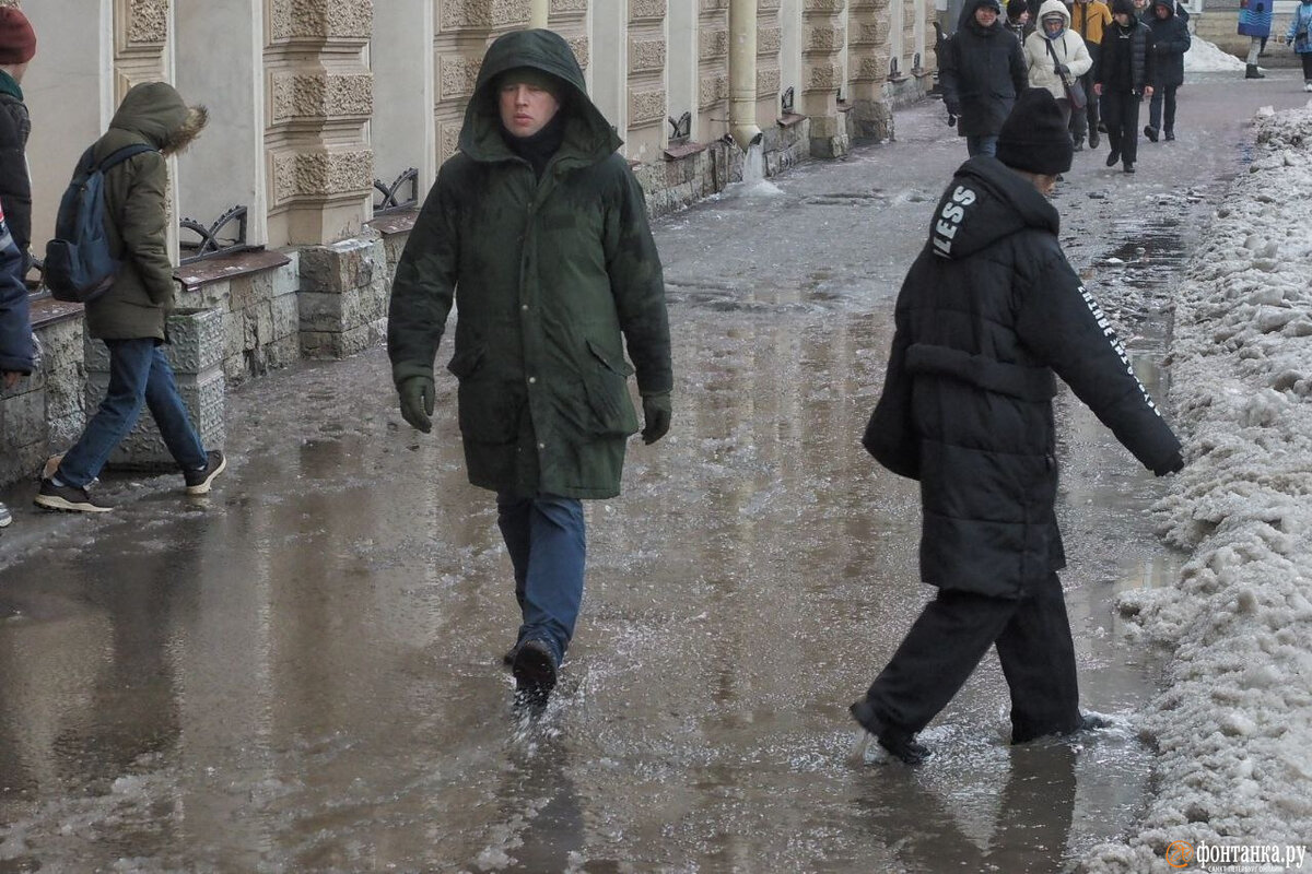 Санкт-Петербург гололед. Гололед в Петербурге. Гололёд в Питере сейчас. Ледяной дождь в СПБ.