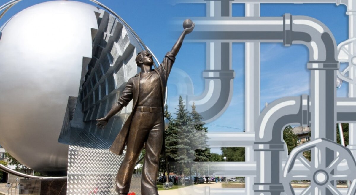    Городская администрация Обнинска рассматривает непростое решение о передаче в управление двух основных предприятий городского хозяйства Водоканала и Теплоснабжения. Евгений Серкин