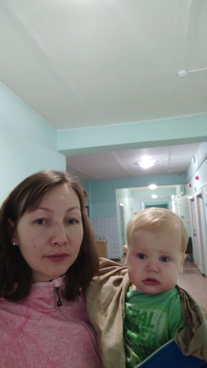 Потрёпанные и уставшие. Упали и уснули как спартанцы. В палате и правда было прохладно, но у нас и в доме в начале зимы не Майами.