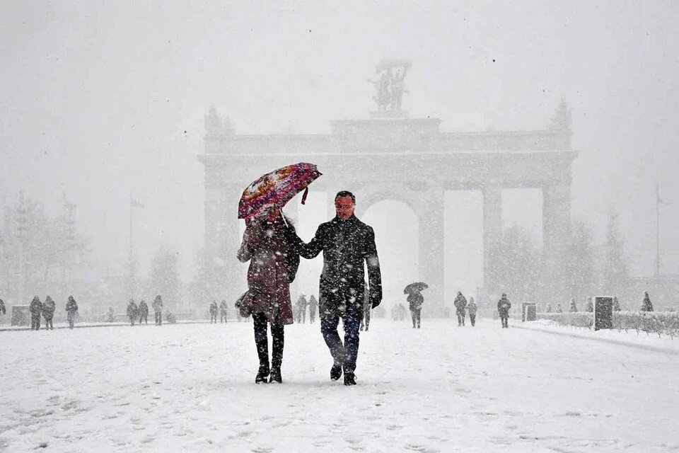     В Москве и во всей центральной части России в первую неделю 2023 года ожидаются перепады температур Михаил ФРОЛОВ