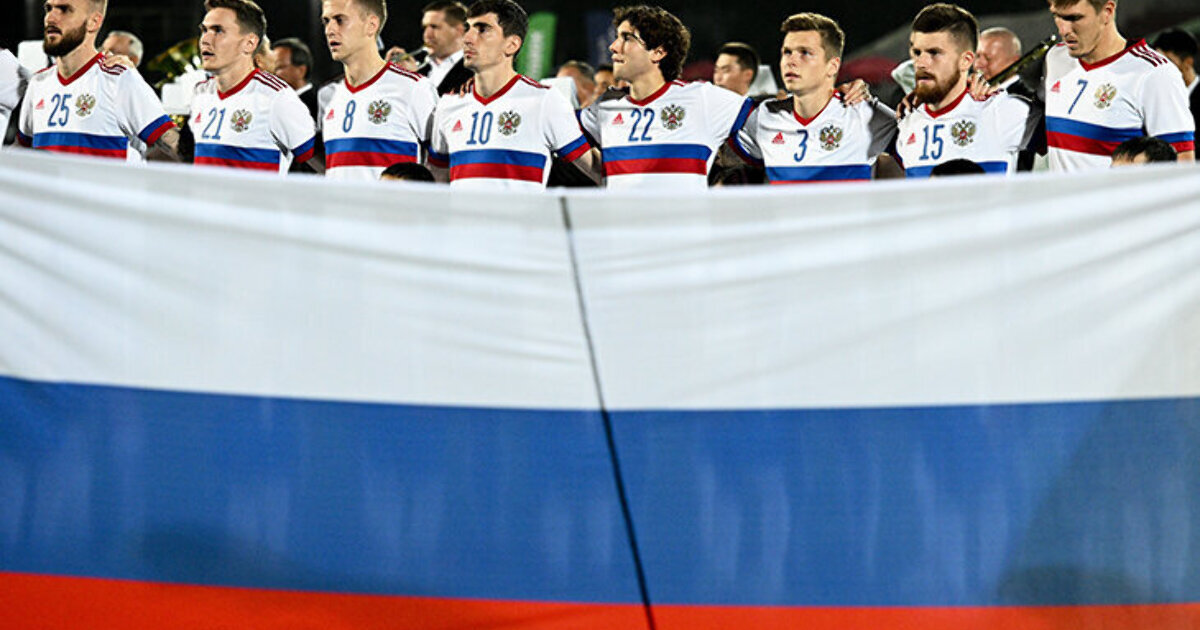 Анзор Кавазашвили выразил надежду на переход РФС в Азию. «Желаю российскому футболу в новом году лишь одного – быстрее уйти в Азиатскую конфедерацию. Главное, чтобы нас приняли.