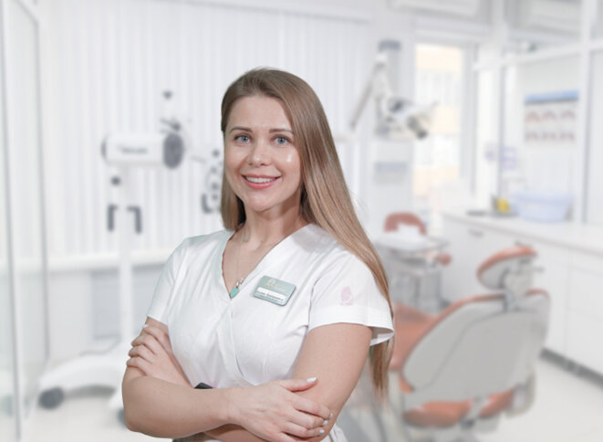 Оксана Григорьевна Шийка, стоматолог-терапевт в клинике РУТТ