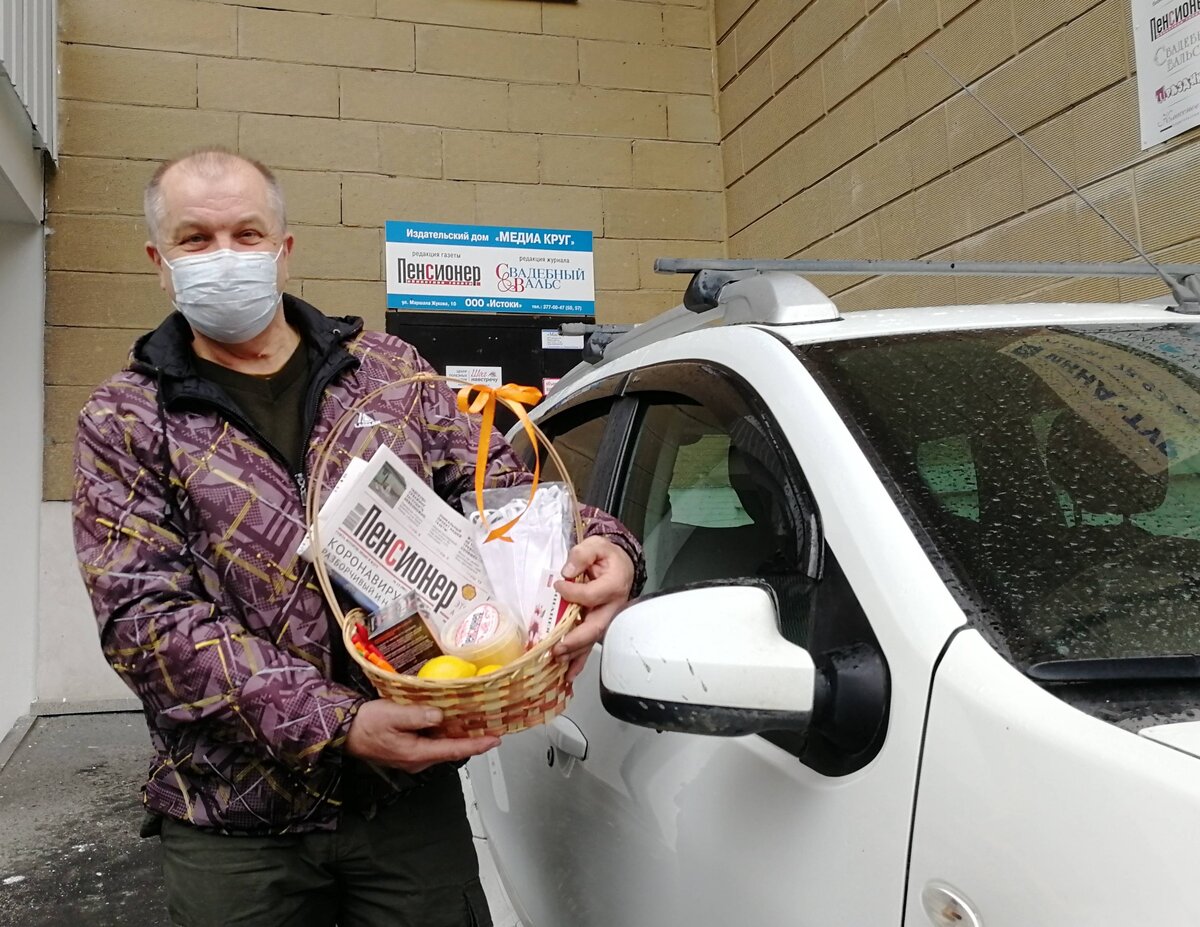 Редактор Иван Михайлович Шихов собирается в путь! Фото Марины Якимовой