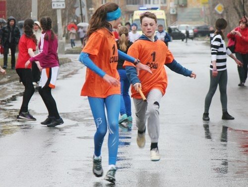 То время, когда эстафета брала старт около кинотеатра "Киноград".