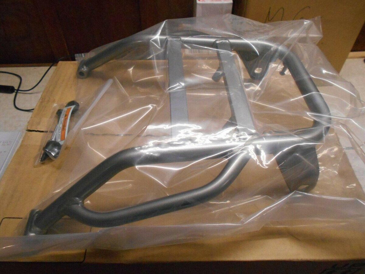 Расово верный фирменный багажник - дорого и малофункционально, но кошерно