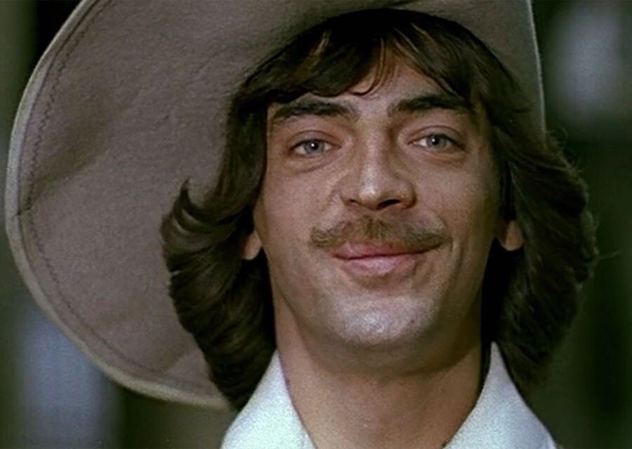 1. Михаил Боярский "Д'Артаньян и три мушкетера, 1978г., по знаку зодиака-Козерог, фото из открытых источников интернета