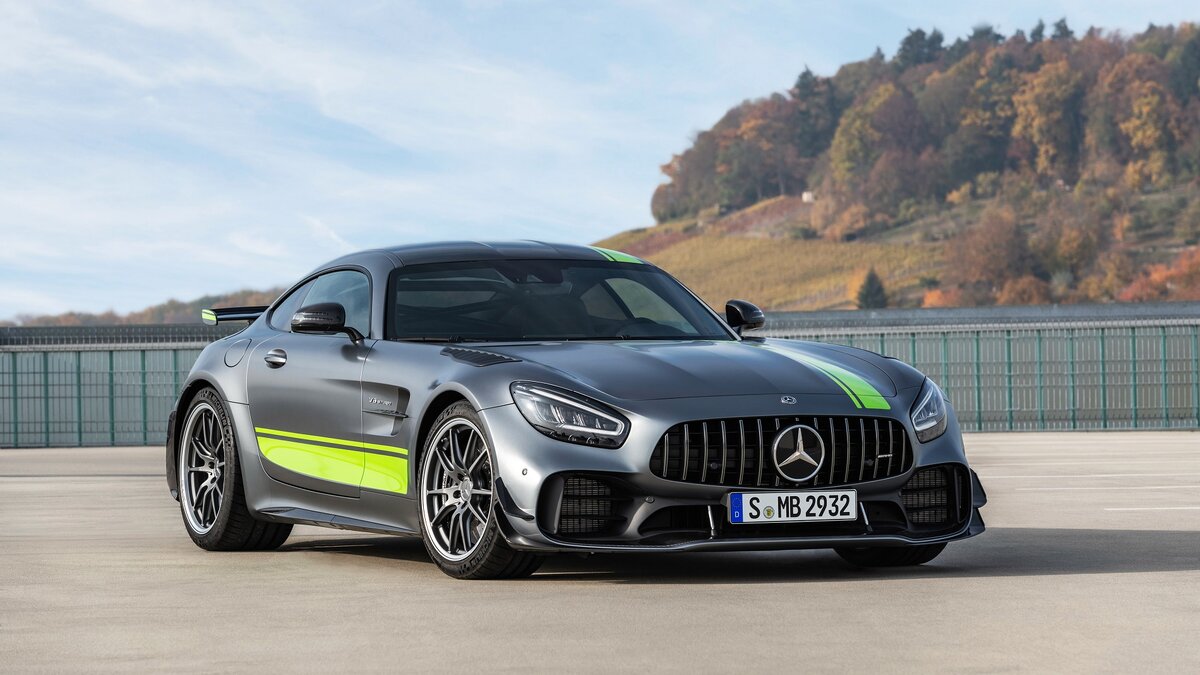 Mercedes-Benz AMG GT R