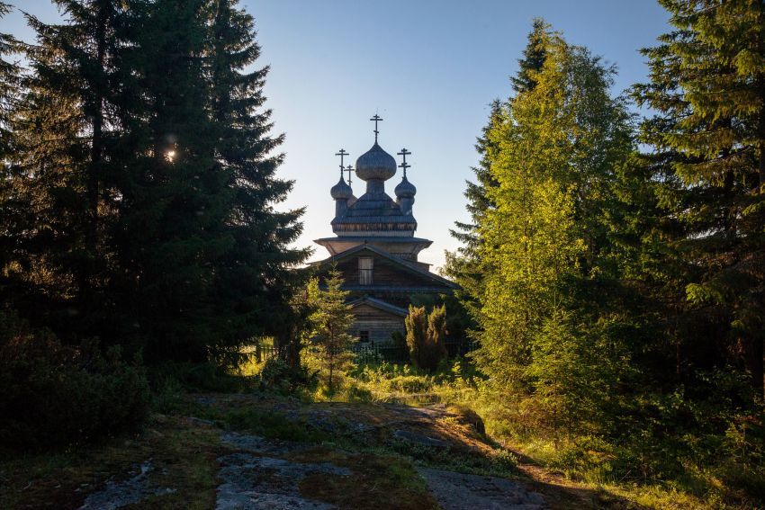 Старинная карелия. Вирма Церковь Петра и Павла. Вирма Карелия деревня. Деревня Вирма Беломорский район. Вирма Карелия Церковь Петра и Павла.