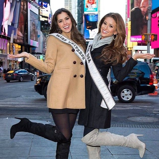 Мисс Вселенные на улицах Нью-Йорка. Просто для разнообразия :)