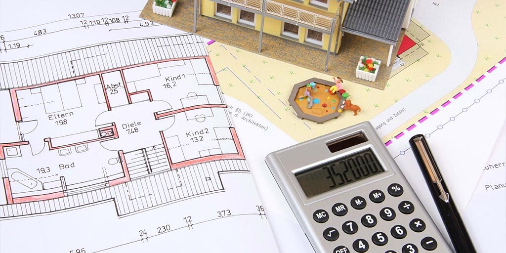Профессиональное составление сметы необходимо не только для того, чтобы правильно рассчитать стоимость здания. С ее помощью можно обеспечить безопасность проживания людей в доме.