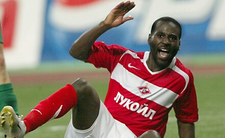 Квинси овусу абейе. Квинси овусу-абейе и павлюченко. Овусу абейе. Дору овусу. Квинси овусу абейе.