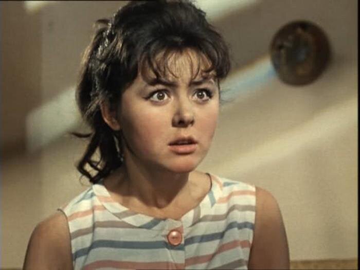 "Хорошая девочка Лида" из фильма "Операция "ы" или приключения Шурика" 