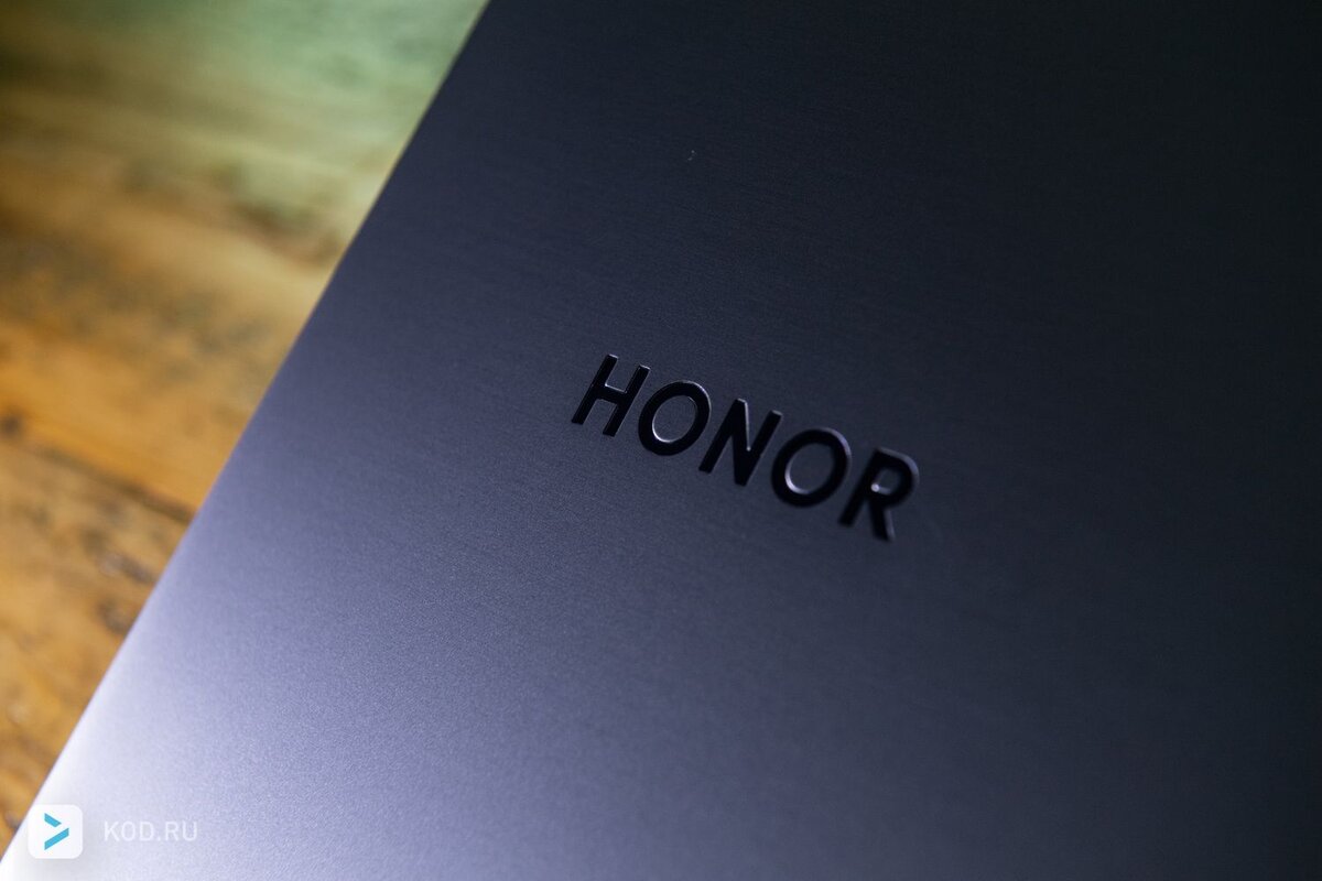 Заставка Honor MAGICBOOK. Honor MAGICBOOK фон рабочего стола. Хонор на столе. Обои на Honor MAGICBOOK 16.