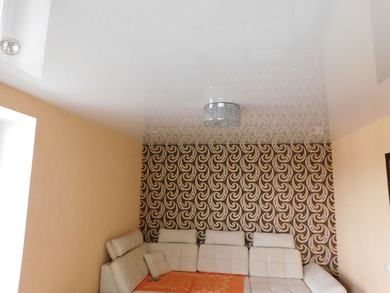 На этой картинке не очень удачное решение по цвету для маленькой квартиры,  чуть позже поговорим об этом