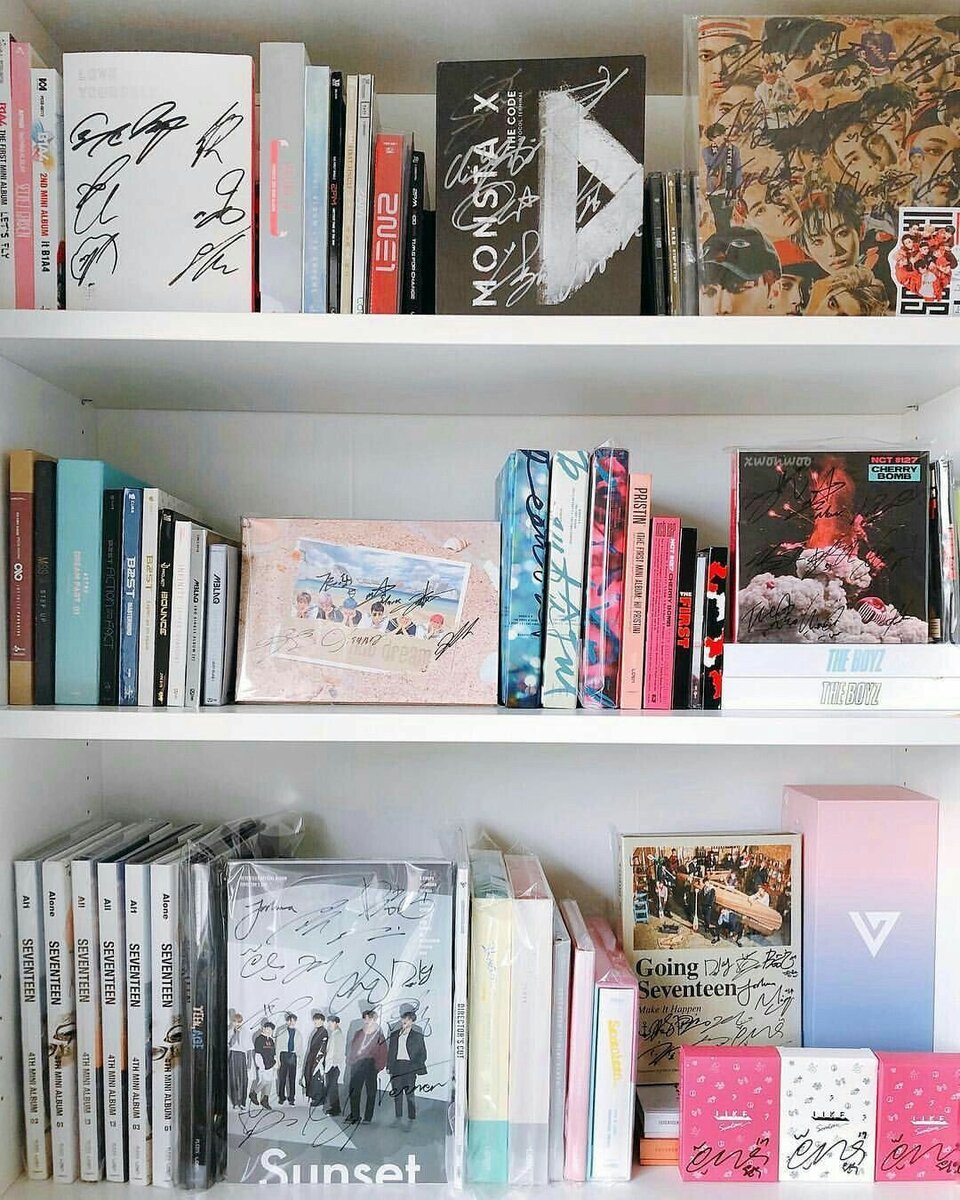 Альбомы разных групп(NCT Dream, SEVENTEEN, The Boyz и тд)