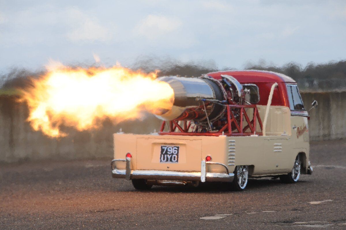 Топливо с присадками | Источник Яндекс.Картинки