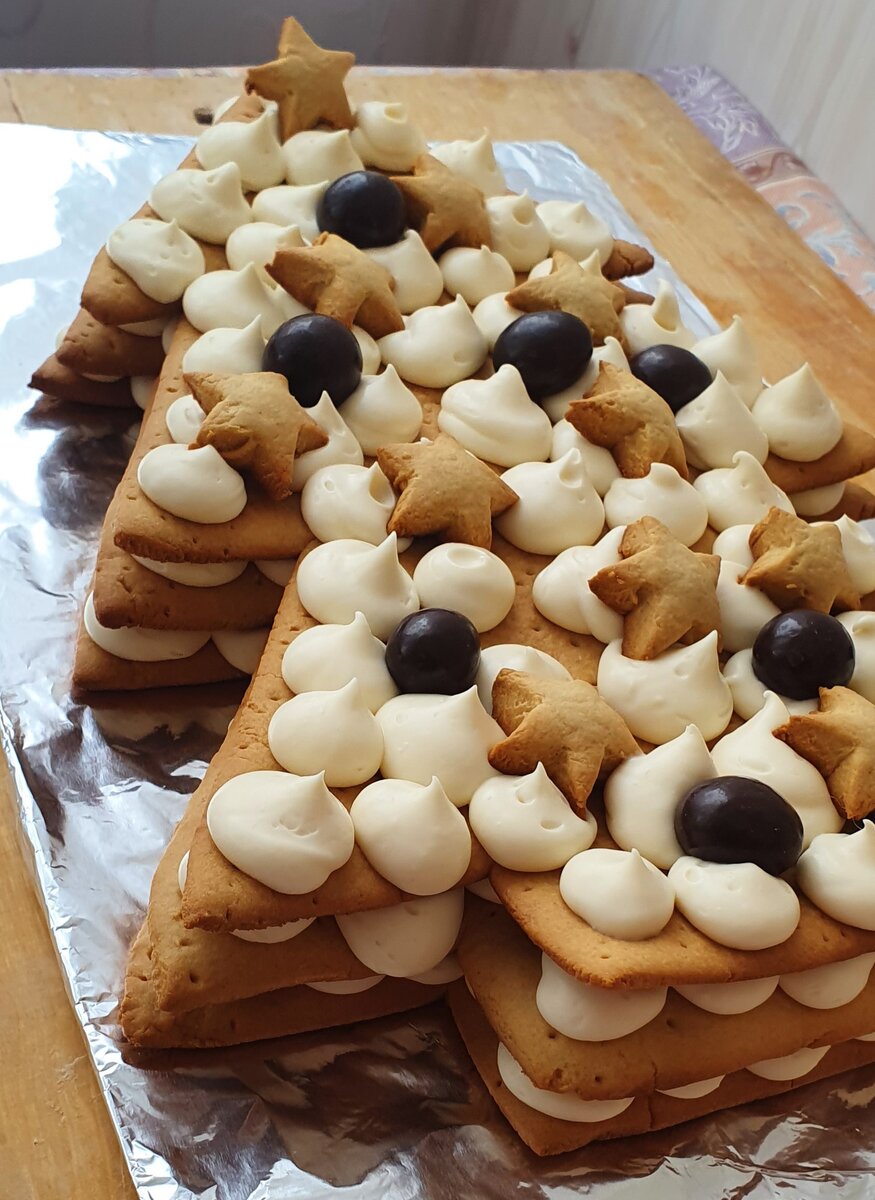 Торт ёлочка (вид сбоку)