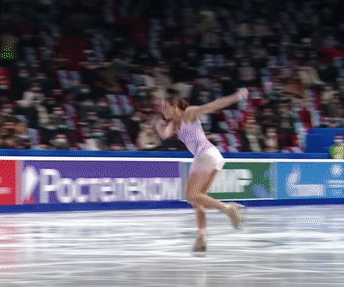 Александра Трусова в короткой программе  (источник - youtu.be/X6xKE8zFsak)