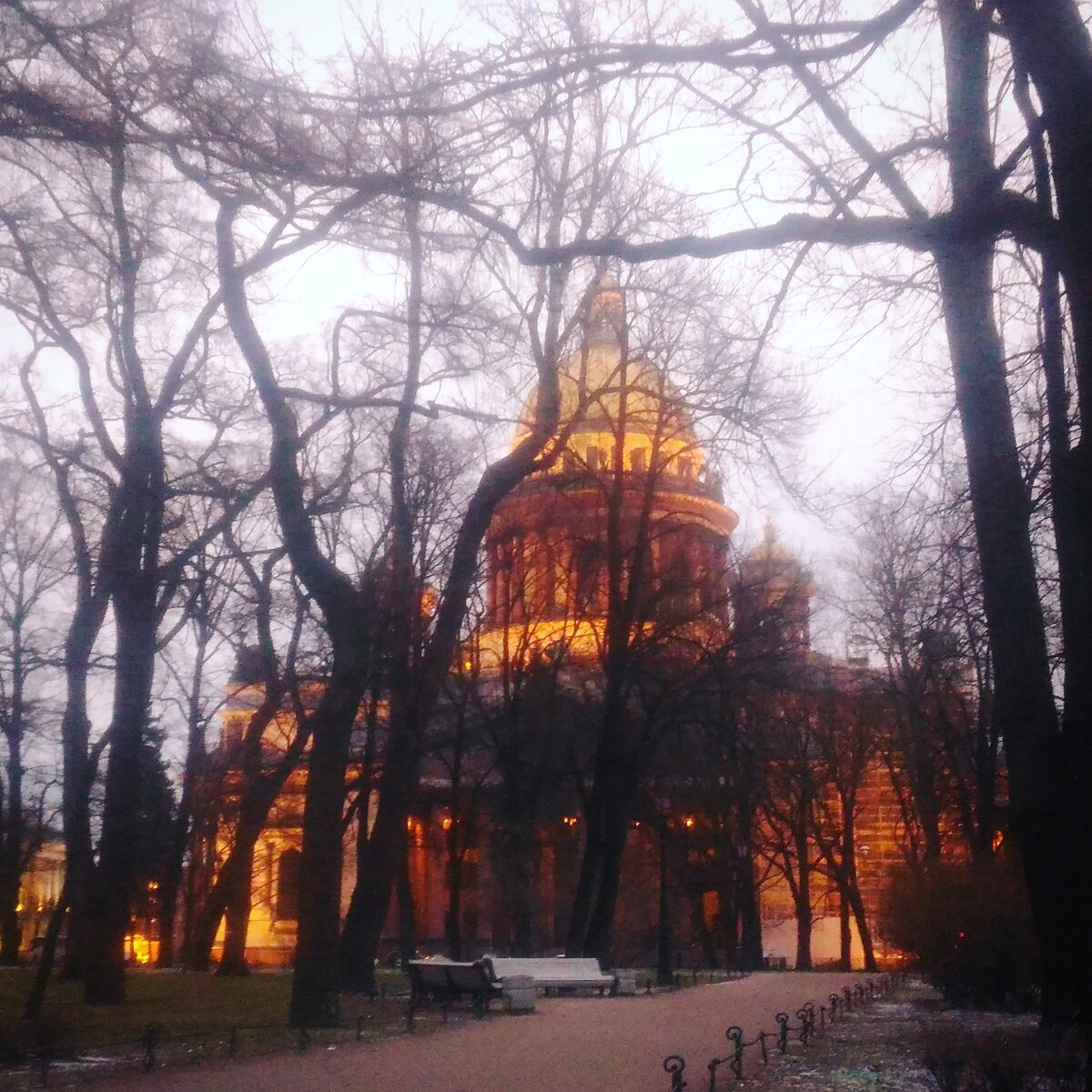 Исаакиевский собор. Санкт-Петербург. 1 января 2020.