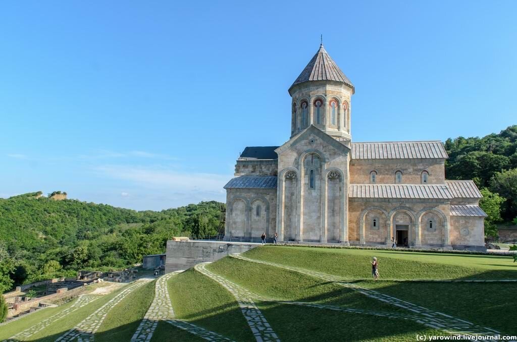 Грузия, Бодбийский монастырь, церковь св. Нино