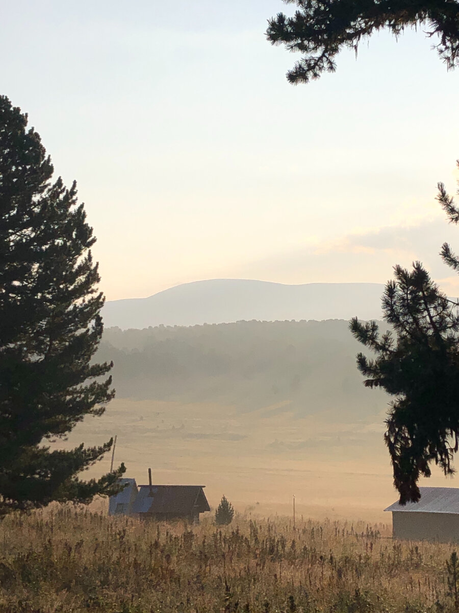 Рассвет на Семинском перевале. Фото автора