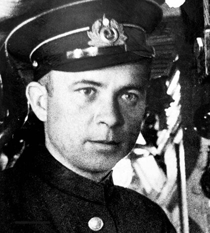 Александр Маринеско 