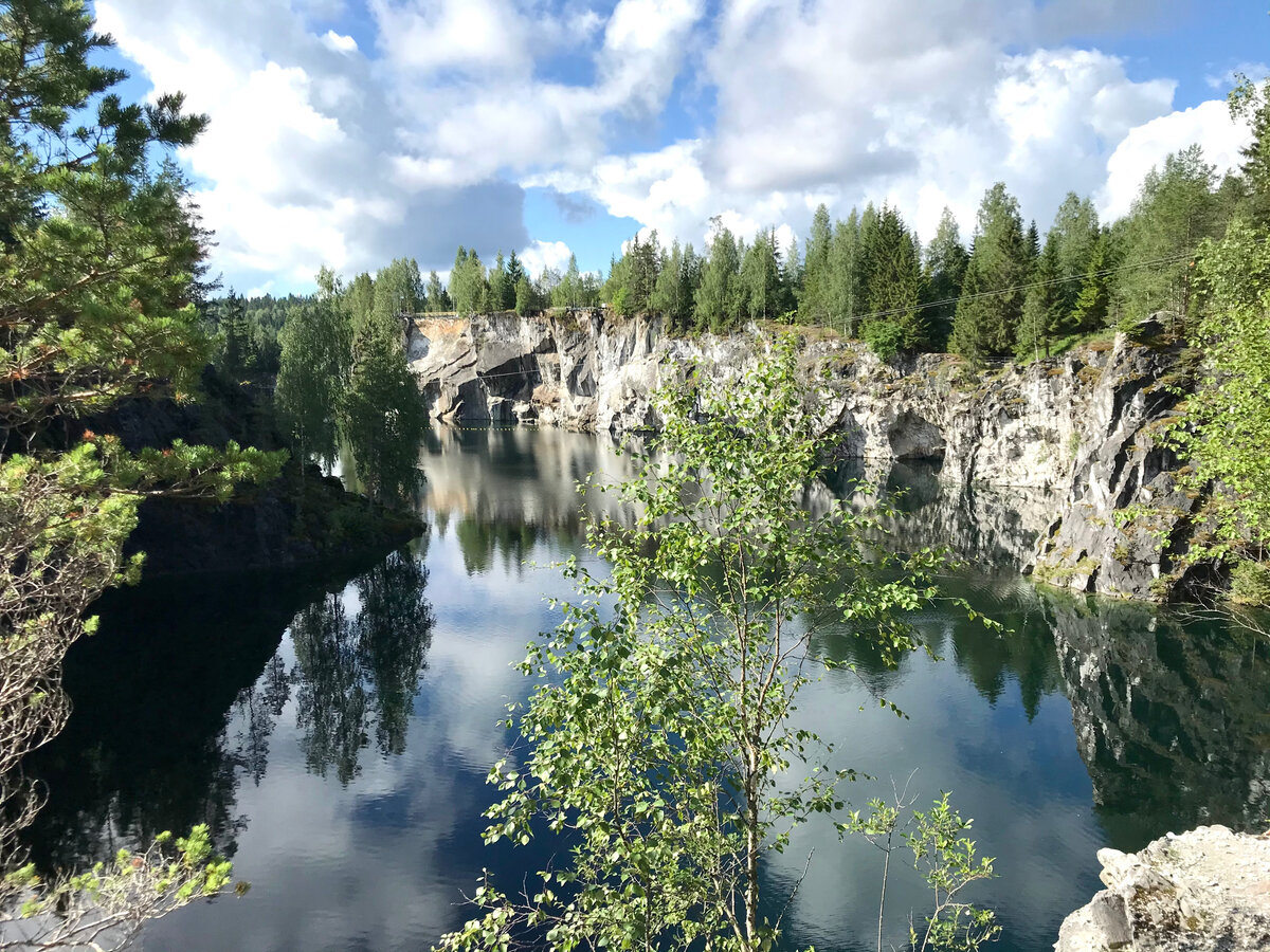 Листайте галерею