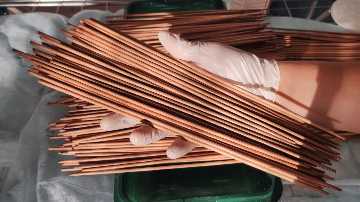 как подготовить бумажную лозу для плетения. схема плетения корзинки из газетных трубочек. трубочки из газеты для плетения. как подготовить бумажную лозу для плетения. как подготовить бумажную лозу для плетения.