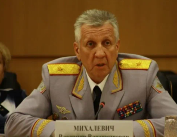 Дождитесь, чтобы статья прогрузилась до конца.