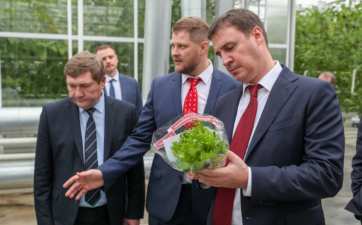 (Министр сельского хозяйства Д. Патрушев)