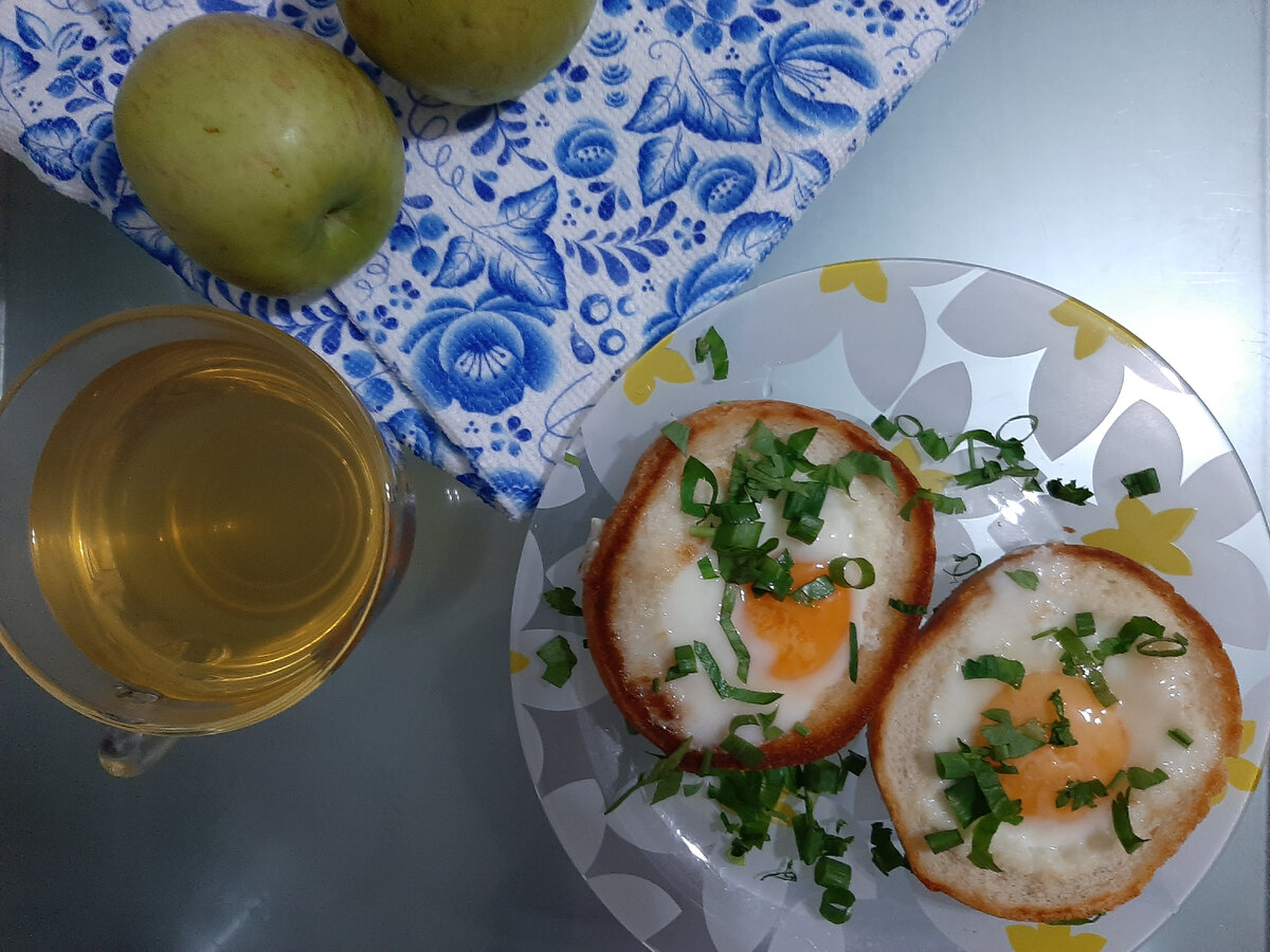 Фото Creditnitsa. Та самая "яичница в хлебе"