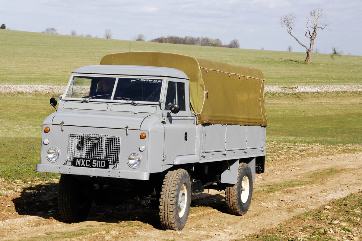 Land Rover Series IIA/B FC