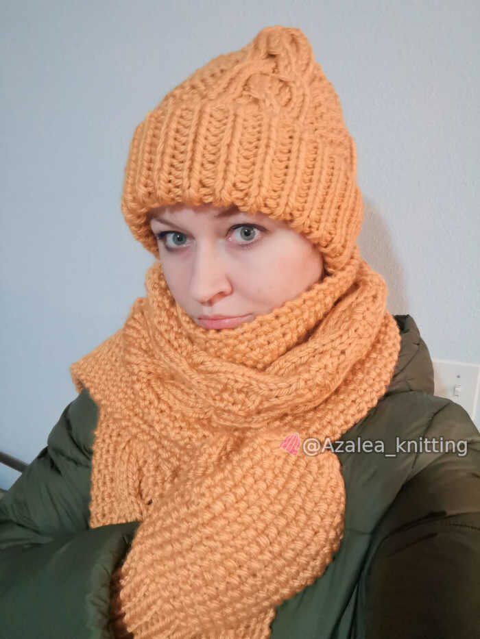 Мой комплект из шапки, варежек и шарфа