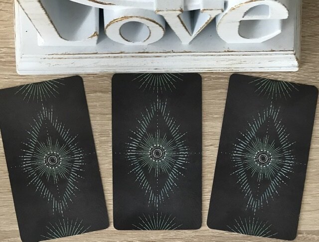 Здравствуйте ❤️  Случайности не случайны и Вы не просто так оказались на этом канале🌹 Вы обязательно найдёте здесь что-то интересное для себя. Расклад общий, поэтому проиграться может не у всех.
Подписывайтесь  на канал, чтобы не пропустить самое интересное😘