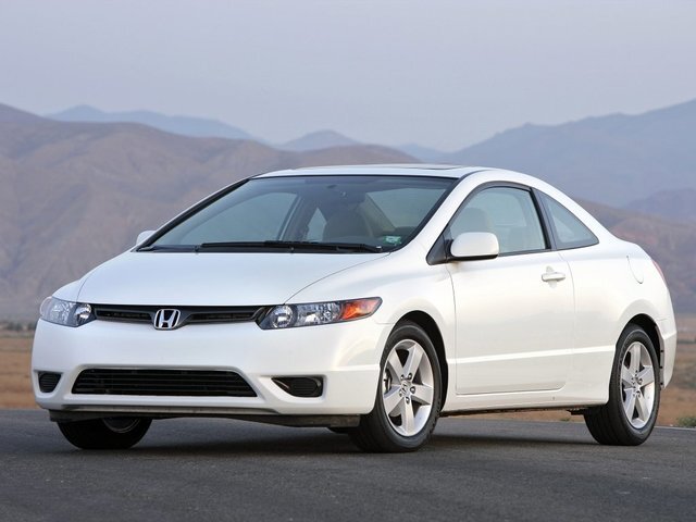 фото взято с https://auto.ru/catalog/cars/honda/civic/2306765/