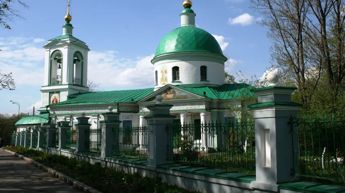В эту светлую дату верующим людям следует соблюсти несколько традиций и запретов. Фото: Pxfuel.com