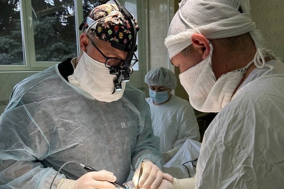     Врачам нередко приходится доставать инородные предметы. Фото: Городская больница № 20.