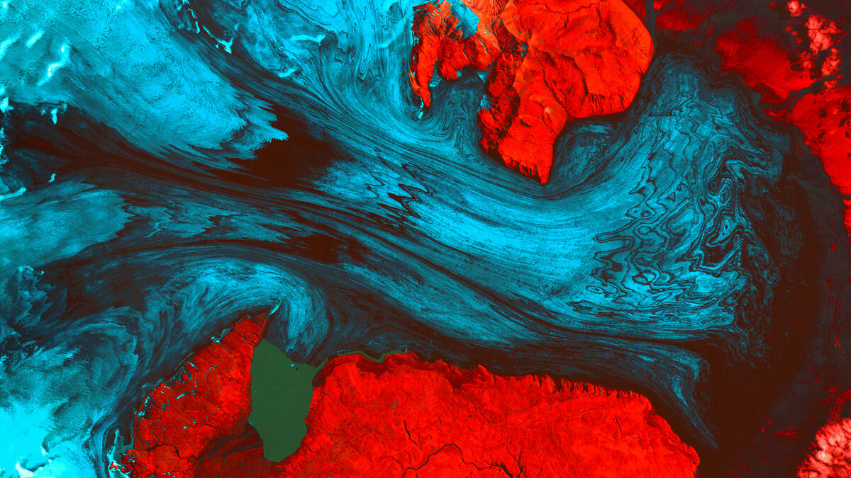 Vatnajökull, Iceland (© National Aeronautics and Space Administration, wlppr.co)