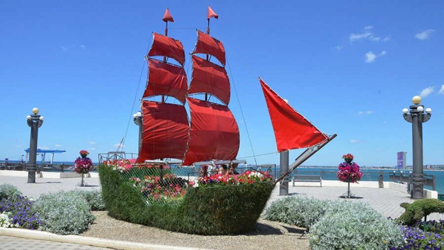 
На фото пример такой фигуры в Анапе
