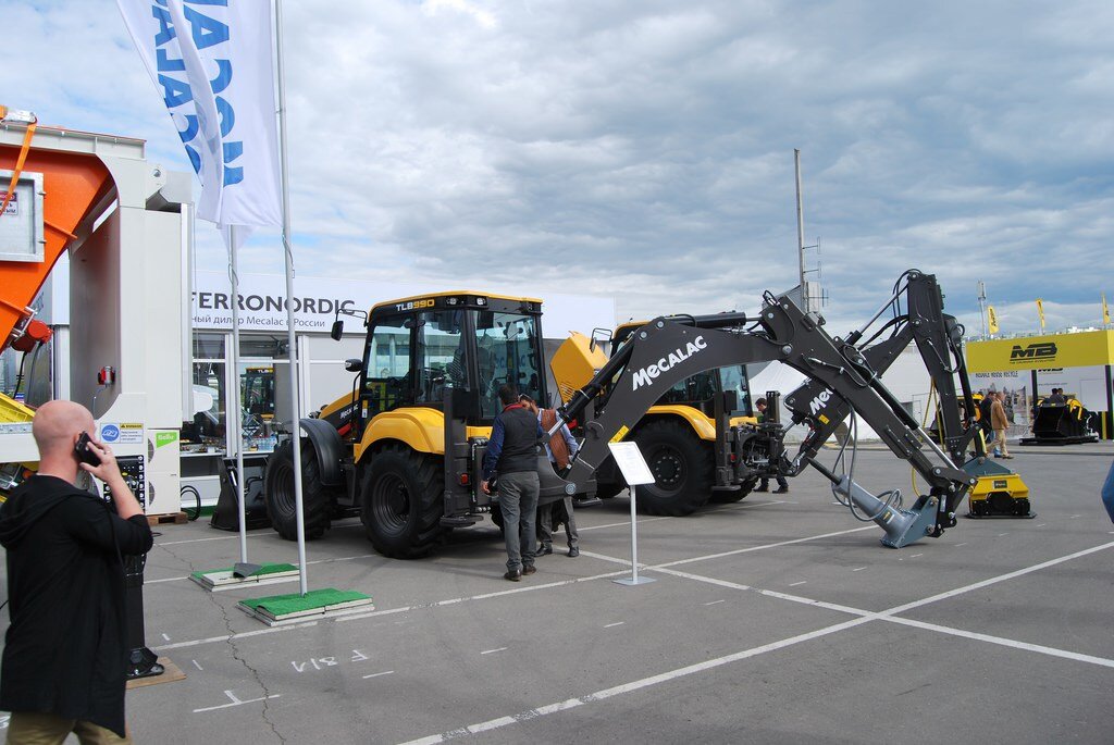 Mecalac TLB 990 PS