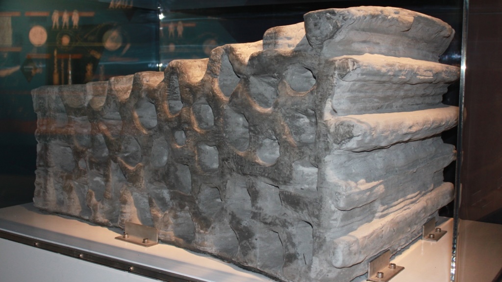 Блок, полученный из лунной пыли