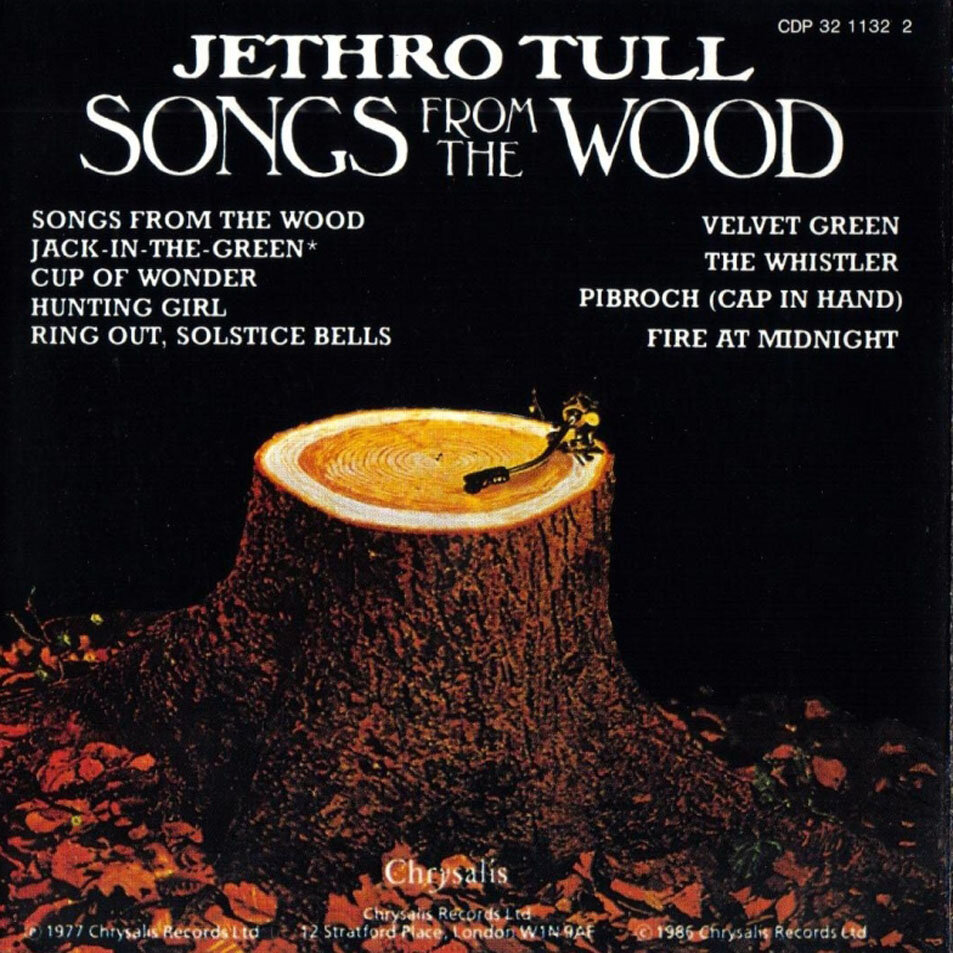 Обратная сторона конверта Songs From the Wood (1977)