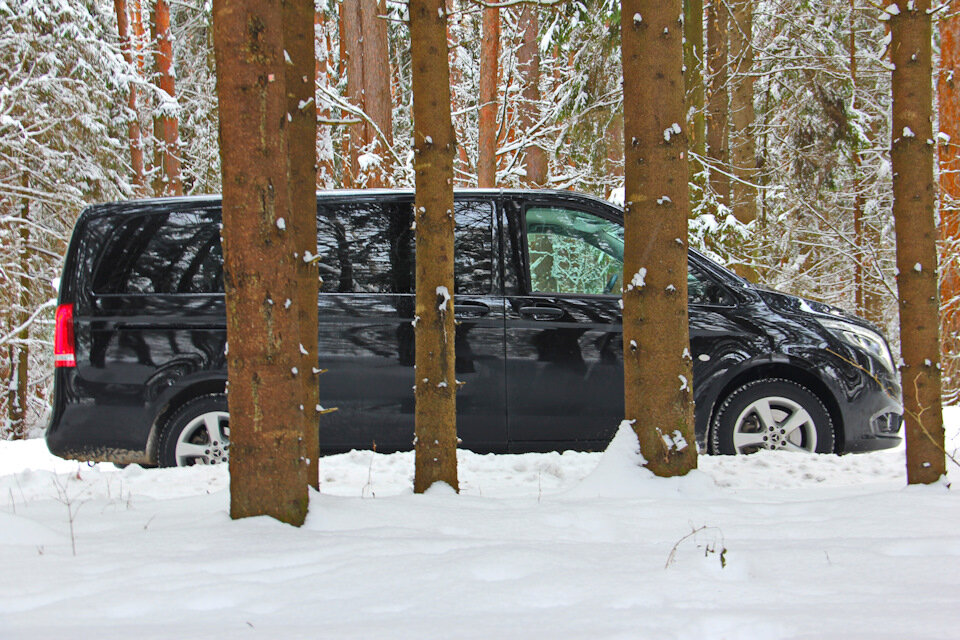Хотя на таком корабле очень хочется отправится в дальнюю поездку, как я это делаю ежегодно… но не в этом году…