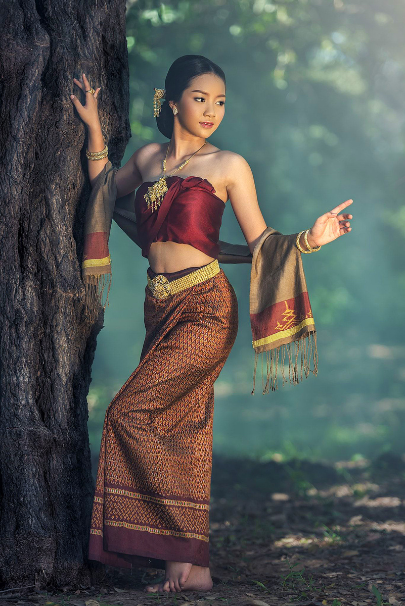 Тайские девушки очень весёлые и коммуникабельные