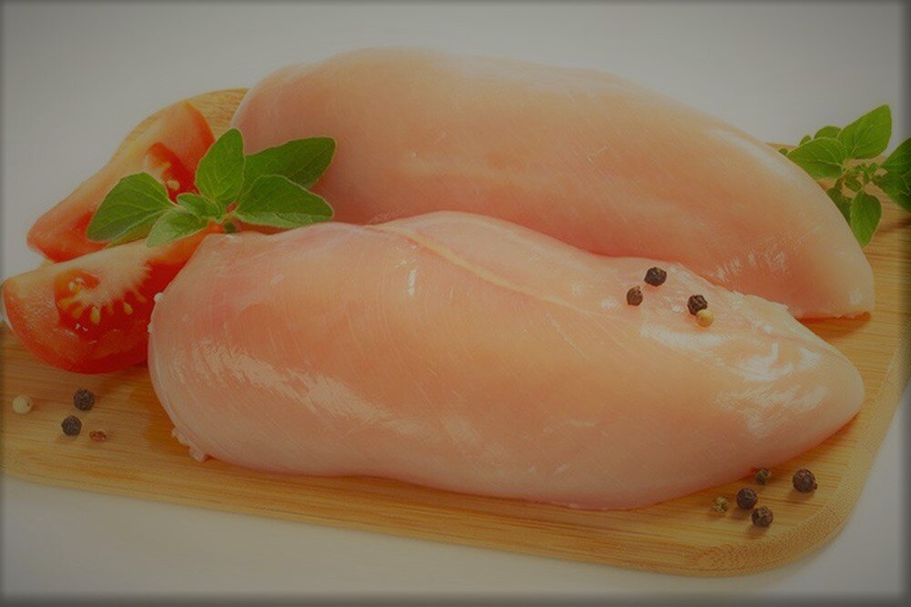 Куриное филе это большой простор для творчества. В нашей семье из него готовится множество блюд: